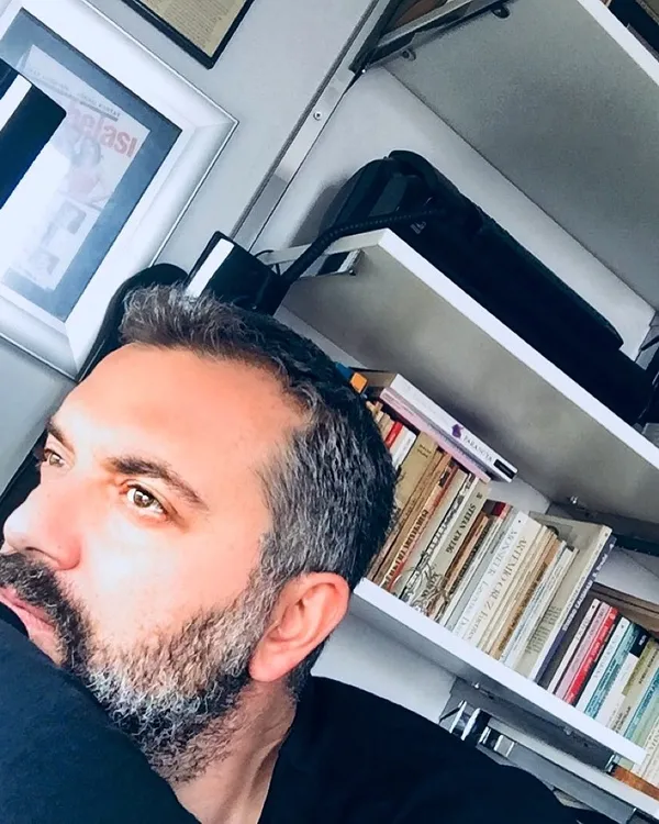 arda-esen-cokertme-koyunun-son-halini-paylasti-mandira-filozofunun-cekildigi-yer-kule-dondu-1627935555797.jpg Arda Esen Çökertme Koyu’nun son halini paylaştı! “Mandıra Filozofu'nun çekildiği yer küle döndü”-3