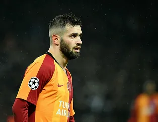 Galatasaraylı Ömer Bayram'dan flaş yatak odası itirafı: Kapıyı boxerla açtım!