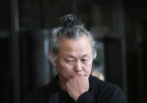 kim-ki-duk-oldu-mu-kim-ki-duk-kimdir-kim-ki-duk-filmleri-nelerdir-1607687964675.jpg Kim Ki-duk öldü mü? Kim Ki-duk kimdir? Kim Ki-duk filmleri nelerdir?-3