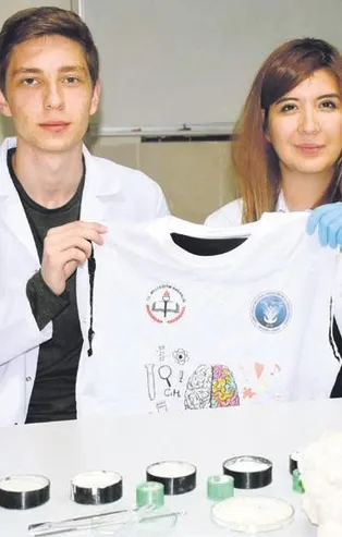 Liseli genç hamam böceğinin kabuğundan radyasyon geçirmez yelek üretti