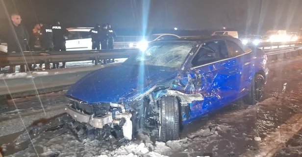 TEM Otoyolu’nda kontrolden çıkan araç polis otomobiline arkadan çarptı: 1 ölü, 1 yaralı