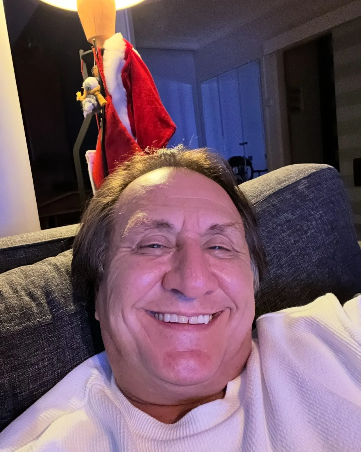 Çocuklar Duymasın'ın Emine’si Melek Şahin son haliyle parmak ısırttı! Çaycı Hüseyin’in eşini gören tanıyamadı - 23