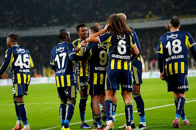 Spor yazarları Fenerbahçe - Gençlerbirliği maçını değerlendirdi! "Hakemliğin iflas gecesi" - 12