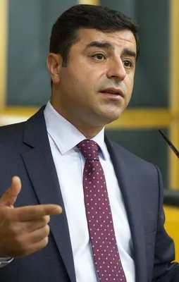 Selo ihanet turuna çıkıyor!