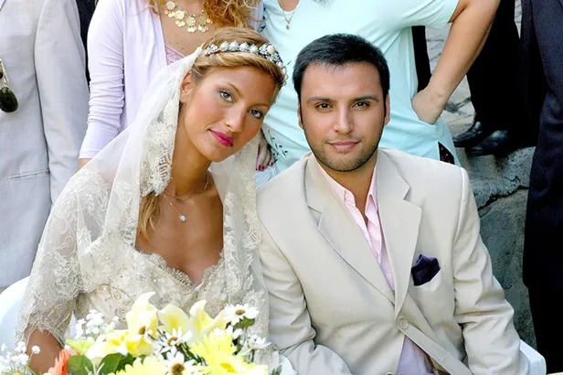 cennet-mahallesinin-yildiz-ismi-seksenlere-selami-cakti-13-yil-sonra-setlere-geri-donuyor-1638523947105.jpg 13 yıl sonra setlere geri dönüyor! Cennet Mahallesi'nin yıldız ismi Seksenler'e selamı çaktı!-4