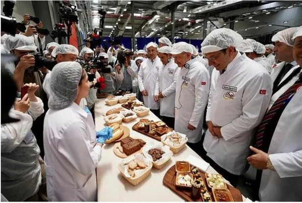 son-dakika-ekmek-fabrikasi-acip-isletmeyen-chpli-ibb-halkin-ekmegine-goz-dikti-66-zam-karari-1690381974116.jpeg