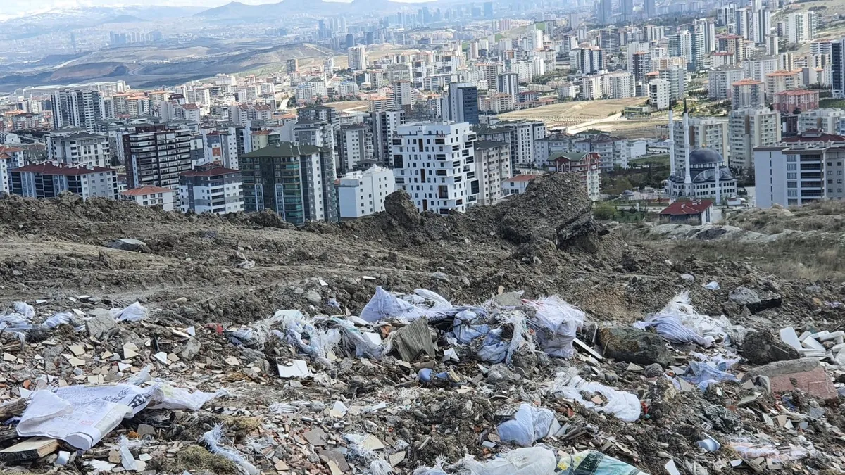 Çevre, Şehircilik ve İklim Değişikliği Bakanlığı'ndan CHP'li Etimesgut Belediyesine atık cezası!