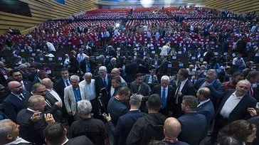 İyi Parti’de Olağanüstü Kurultay: Yeni Genel Başkan Müsavat Dervişoğlu oldu | Başkan Erdoğan’dan tebrik telefonu