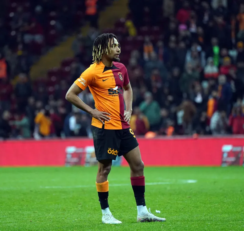 Manchester United'dan Galatasaraylı yıldıza kanca! - 10