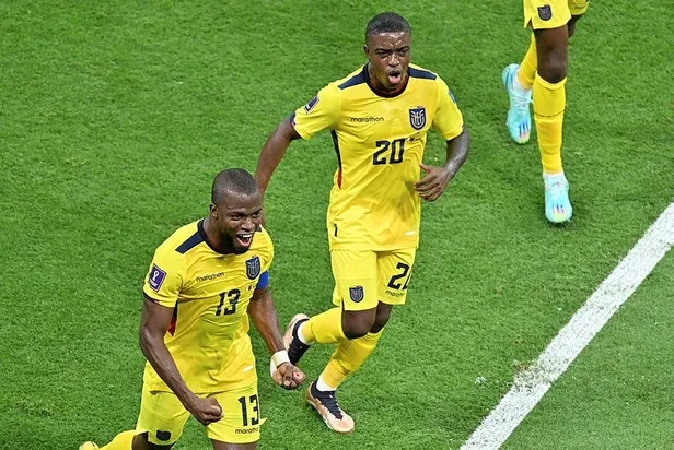 dunya-kupasi-acilis-karsilasmasinda-ekvador-ev-sahibi-katari-maglup-etti-1668969537024.jpeg Dünya Kupası açılış karşılaşmasında Ekvador ev sahibi Katar'ı mağlup etti-2