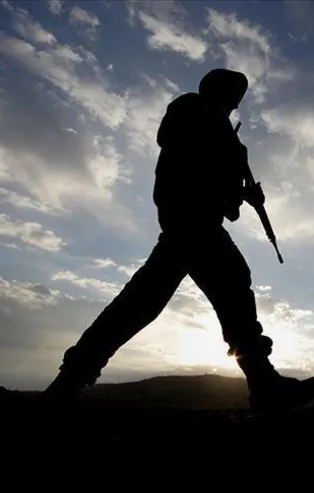 Son dakika: MSB açıkladı: 1 asker şehit oldu