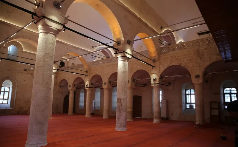 sanliurfa-diyarbakir-ve-ispartada-3-tarihi-cami-ramazan-bayraminda-ibadete-aciliyor-1773917509277.jpeg Şanlıurfa, Diyarbakır ve Isparta'da 3 tarihi cami Ramazan Bayramı'nda ibadete açılıyor-4