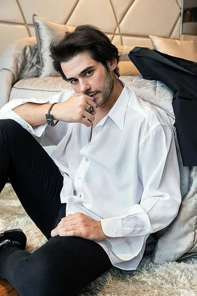 cem-beleviden-irem-dericiden-vazgecemiyor-oyle-bir-paylasim-yapti-ki-gorenler-sasti-kaldi-1641665804187.jpeg Cem Belevi'den İrem Derici'den vazgeçemiyor! Öyle bir paylaşım yaptı ki görenler şaştı kaldı-5