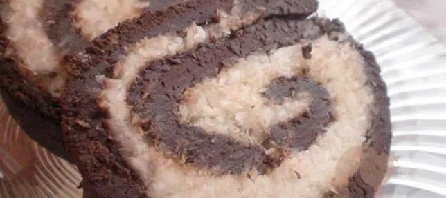 Vişneli Çikolatalı Rulo Pasta Tarifi
