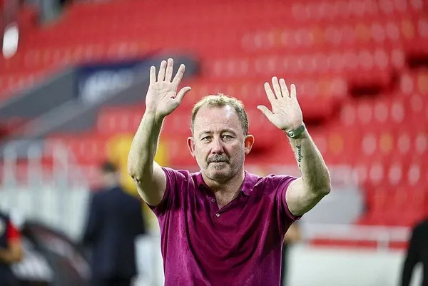 Beşiktaş'ta yine Sergen Yalçın’la şampiyonluk geldi! Efsane bir kez daha iş başında-8