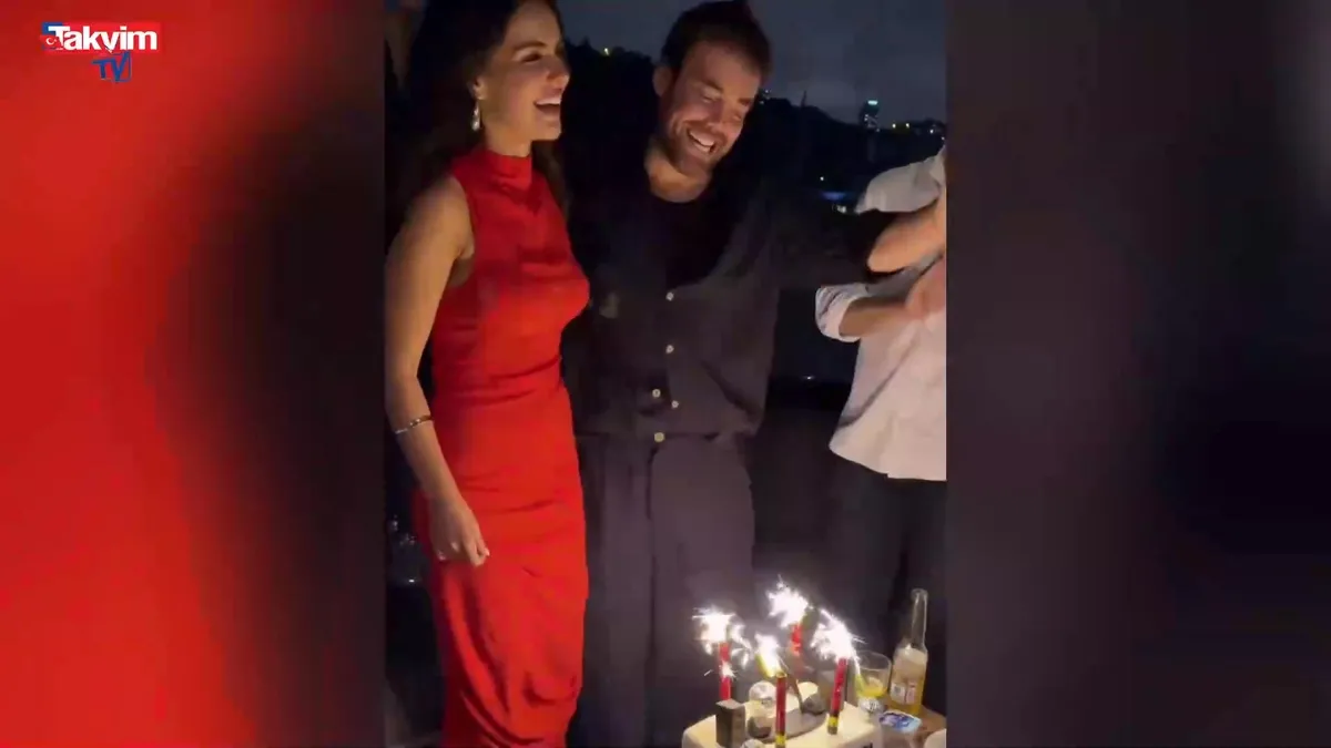 Murat Dalkılıç 43. yaşını sevgilisi Özgü Kaya'nın düzenlediği tekne partisiyle kutladı