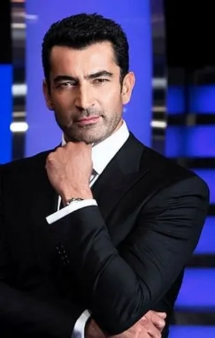 Roma İmparatoru Marcus Aurelius, Türkiye'de hangi adla yayımlanan bir kitabın yazarıdır?