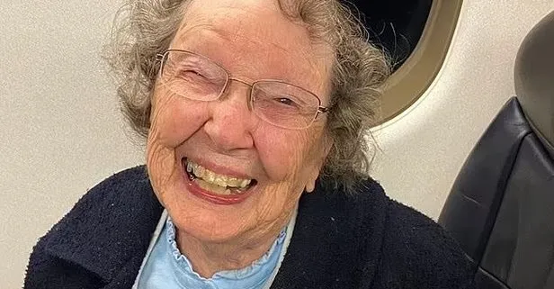 101 yaşında ama herkes onu bebek sanıyor! Uçağa binince hayatının şokunu yaşadı