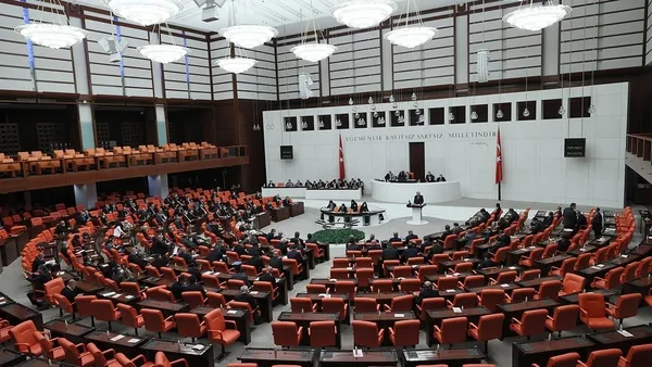 son-dakika-meclisin-2022-butcesi-belli-oldu-1635325700112.jpg Son dakika: Meclis'in 2022 bütçesi belli oldu-4