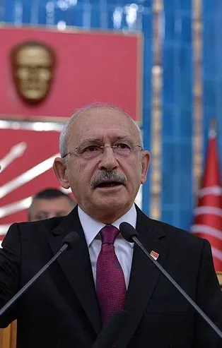 CHP'deki kumpasın amacı "terli kahramanın" önünü açmak mı?