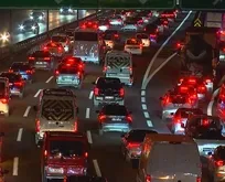 İstanbul’da trafik durma noktasına geldi! Yoğunluk yüzde 76’ya ulaştı