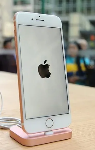 Apple, iPhone modellerine yüzde 10 zam yaptı