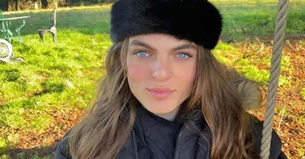 Elizabeth Hurley'in oğlu Damian annesine olan benzerliğiyle sosyal medyayı salladı: Kendisini doğurmuş