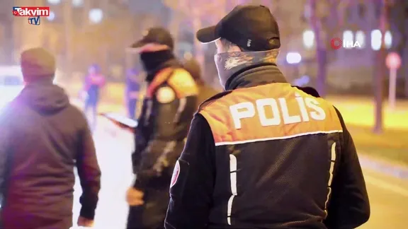 Ehliyetsiz sürücü çekme belgeli kamyonetle yakalandı: 46 bin 621 lira ceza