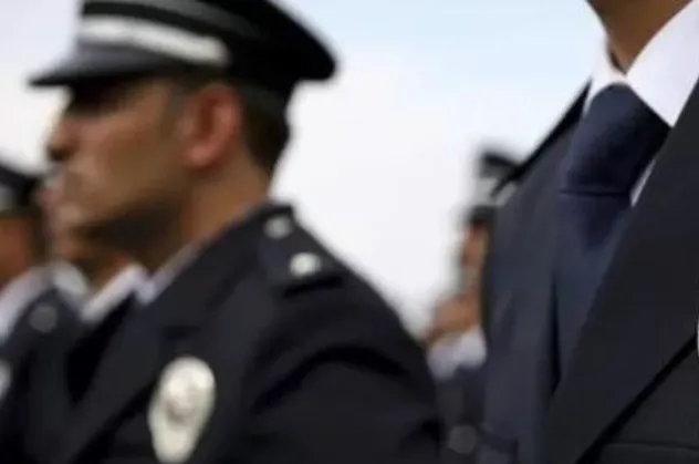 Emniyet Genel Müdürlüğünden polislerin banka maaş promosyonuna ilişkin açıklama! Her ay 300 lira ilave ödeme yapılacak