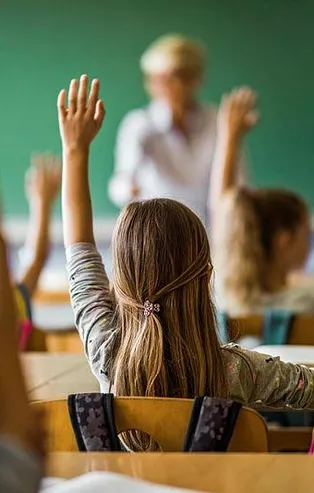 Özel okulların bursluluk sınavı başladı, velilerden şikayet yağdı! "Adeta tuzak kuruyorlar..."