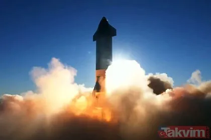 Elon Musk’a ait SpaceX’in Starship SN8 adlı roket prototipi test sırasında patladı