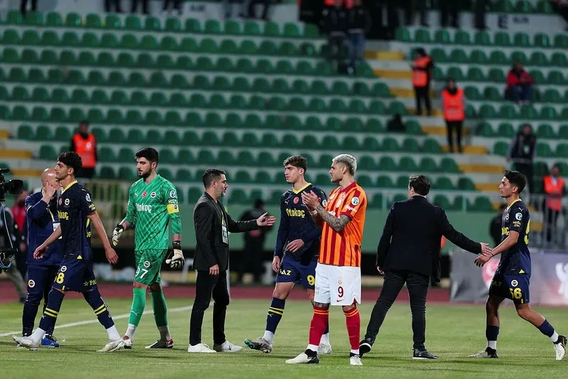 galatasaray-ve-fenerbahce-pfdkya-sevk-edildi-1712666695437.jpeg