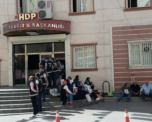 HDP ile PKK iş birliği gün yüzüne çıktı! Diyarbakırda yakalan teröristlerden 2si de HDPde yöneticiymiş!