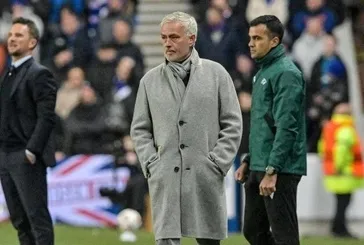 Mourinho yeni hedefi belirledi