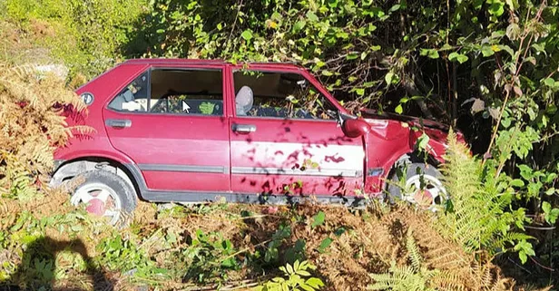 Otomobil önce yayalara çarptı ardından şarampole uçtu