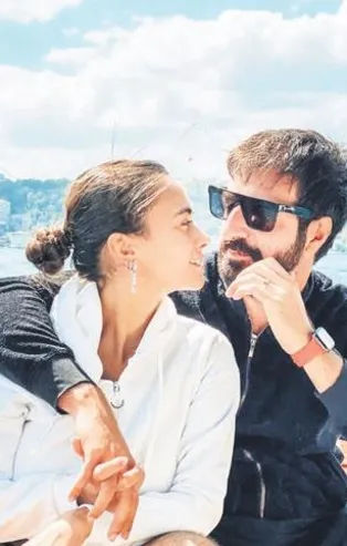 Hande Soral Instagram'da aşka geldi