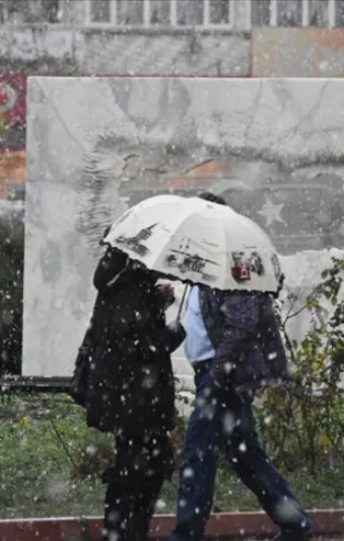 Meteoroloji'den son dakika kuvvetli yağış uyarısı | 25 Nisan Cumartesi hava durumu