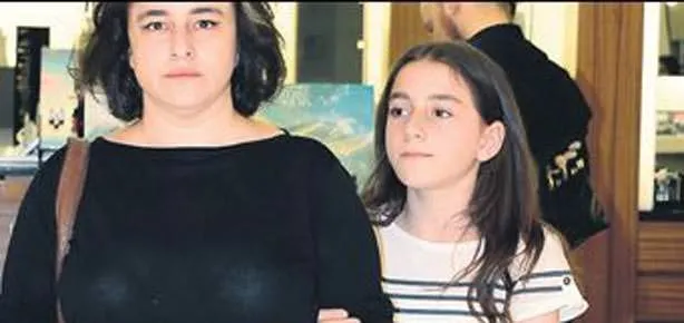 Analı-kızlı alışveriş