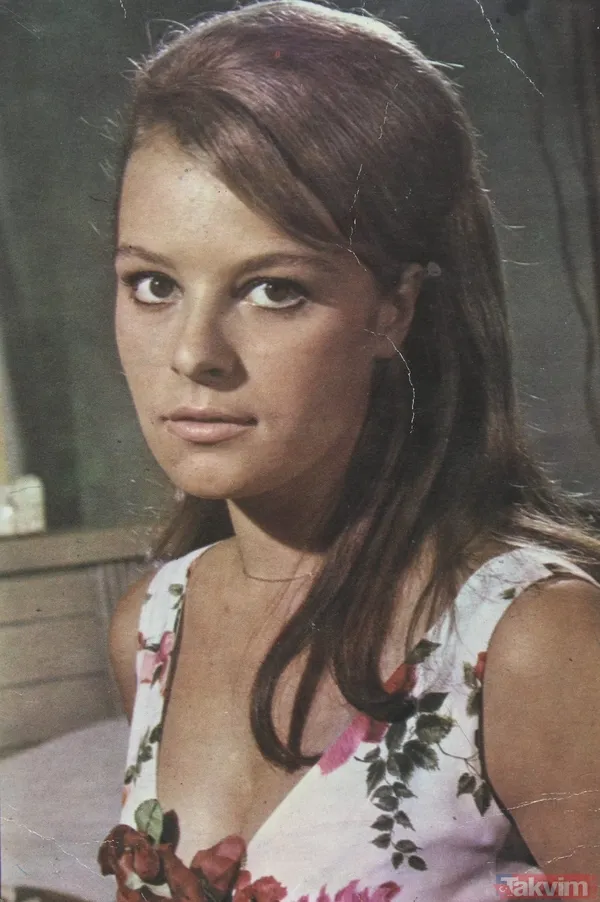 Yeşilçam efsanesi Hülya Koçyiğit’ten samimi açıklamalar: “Emine Erdoğan'a büyük saygı ve hayranlık duyuyorum” - 6