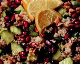 Narlı Bulgur Salatası