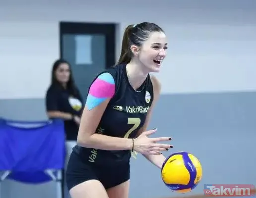 Zehra Güneş'in kardeşi gibi kuzeni de ünlü çıktı hem de bakın kim! Meğer Survivor'a da katılmış - 23