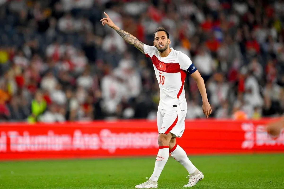 fenerbahceden-hakan-calhanoglu-hamlesi-gozler-o-tarihte-1786950179275.jpeg Fenerbahçe'den Hakan Çalhanoğlu hamlesi! Gözler o tarihte-5