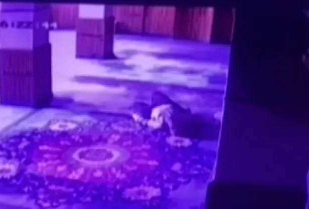 İzmir'de namaz kılarken kalp krizi geçiren adam hakka yürüdü! O anlar kamerada-4