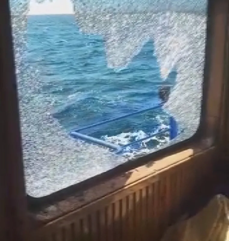 Yunan asker Türk balıkçılara silah çekti - 4