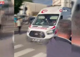 Ağrı’da kafa kafaya çarpışma: 3 yaralı!
