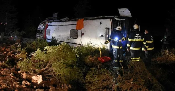 Eskişehir'de yolcu otobüsü devrildi: 3 yaralı
