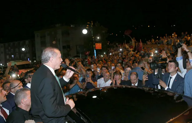 Cumhurbaşkanı Erdoğan Rize'de hemşehrilerine seslendi-1