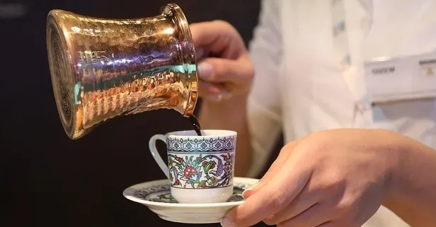 Kahvekoliklerin yüzünü güldürecek haber! O rahatsızlığı engelliyor