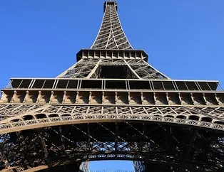 Eyfel’de bomba paniği