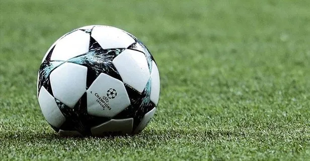 Adidas Uefa Sampiyonlar Ligi Futbol